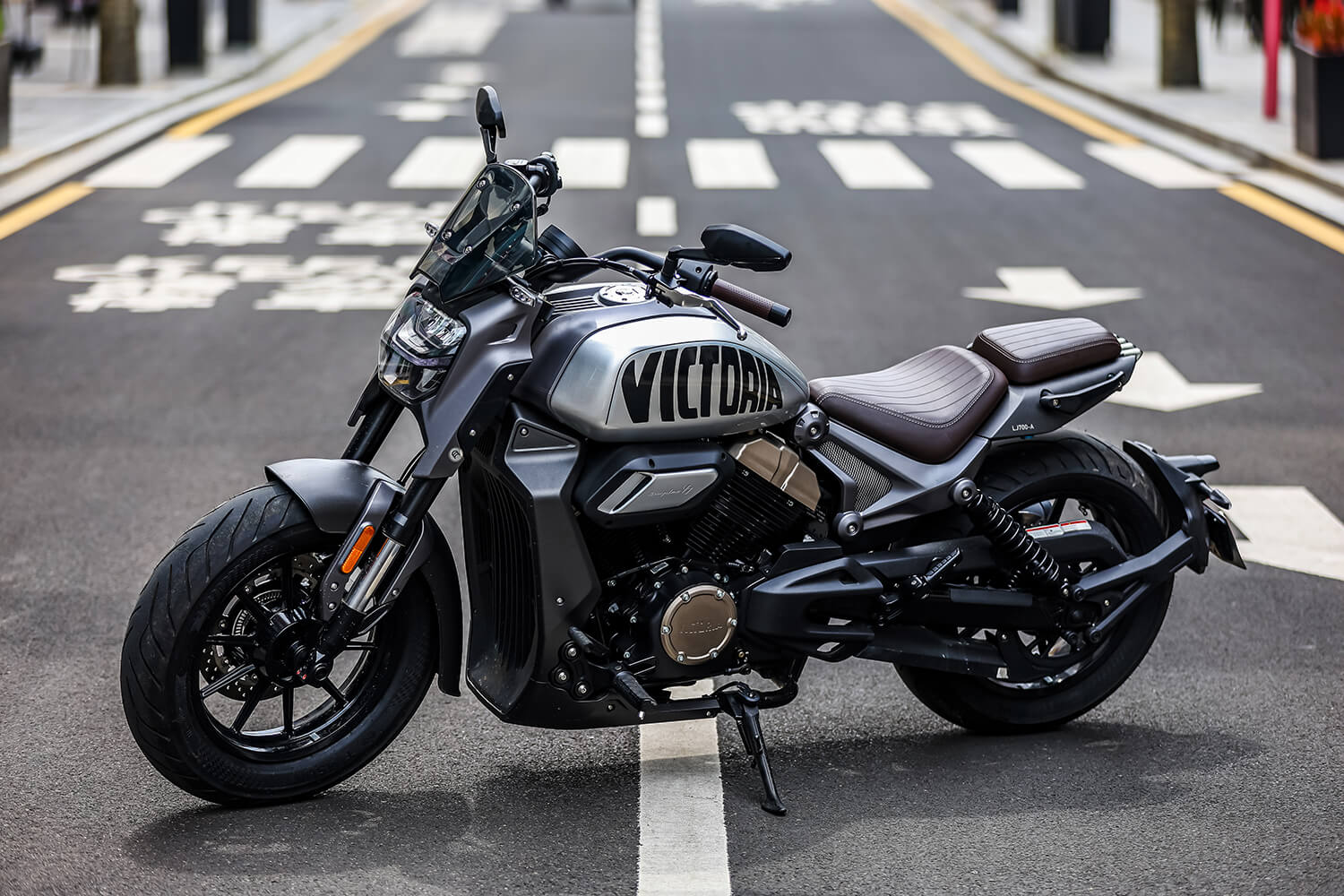 Product materials - VICTORIA MOTORRAD_